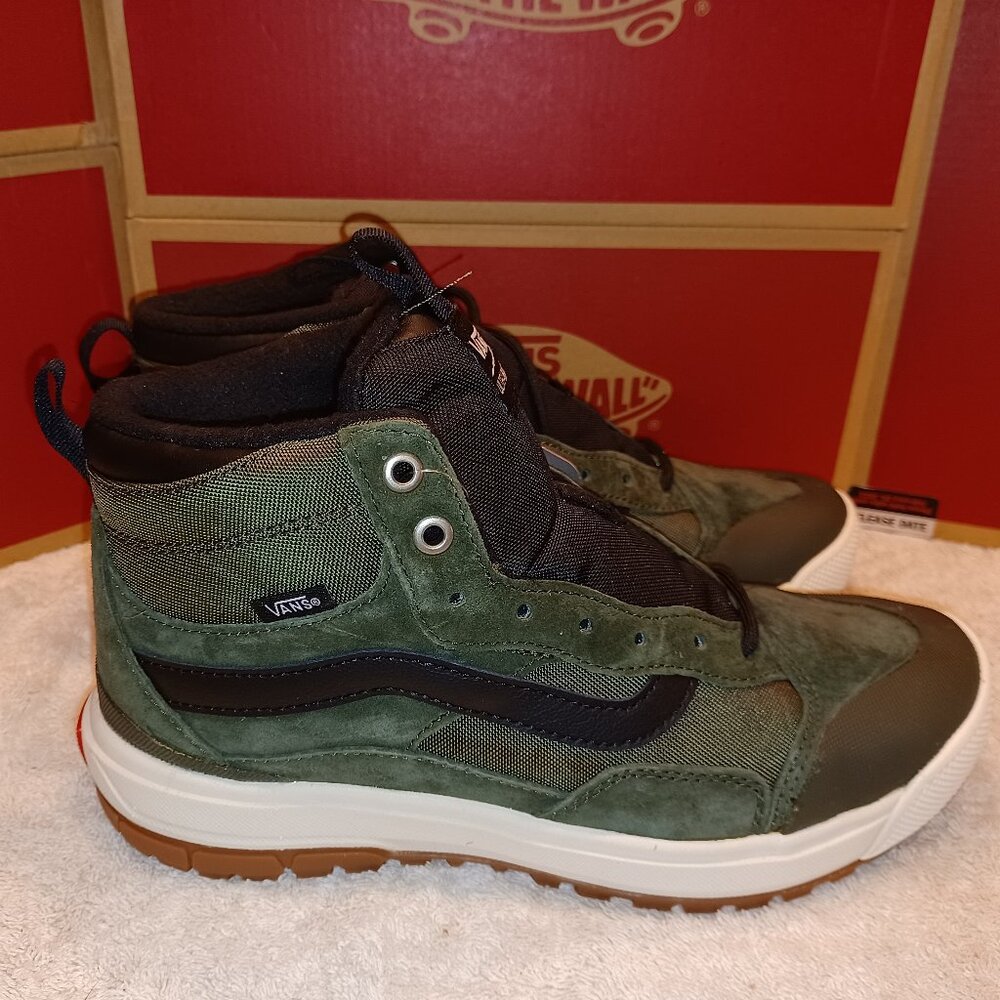 Vans Men's 7/Women's 8.5 UltraRange Exo Hi MTE-1 Boots Grape Leaf Green